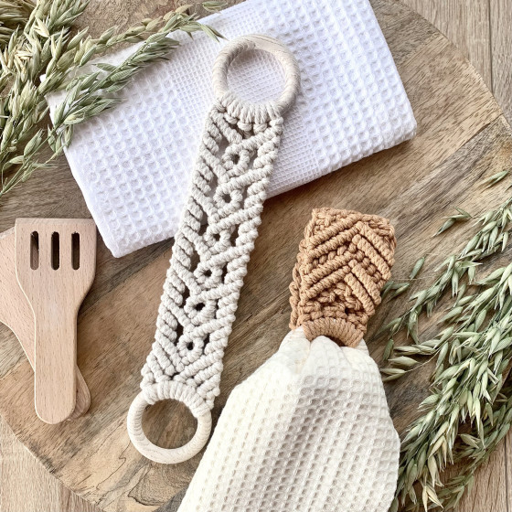 Porte-serviettes en macramé