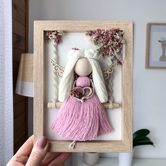 Poupée en macramé 33