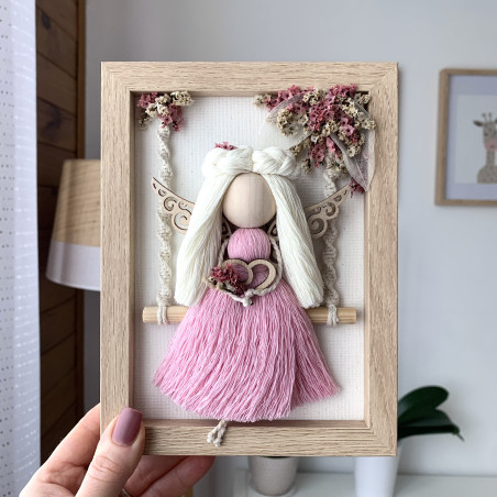 Poupée en macramé 33