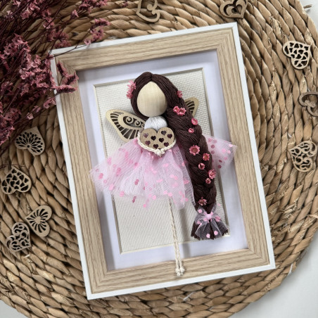 Poupée en macramé 46